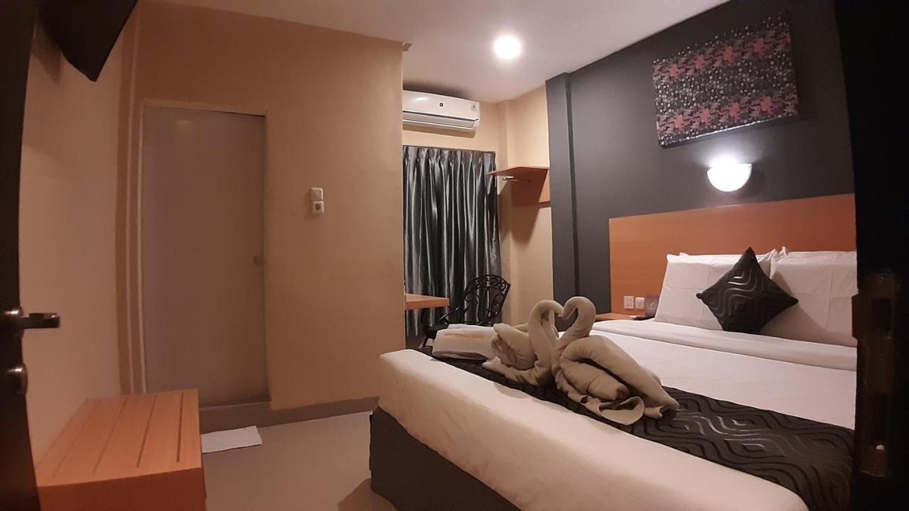 New Gentala Hotel Medan Eksteriør billede